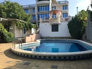 Бассейн