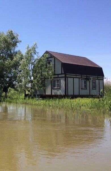 Плавучая гостиница Седьмая Жилка (7-ая Жилка), Астраханская область, Кировский Камызякский район
