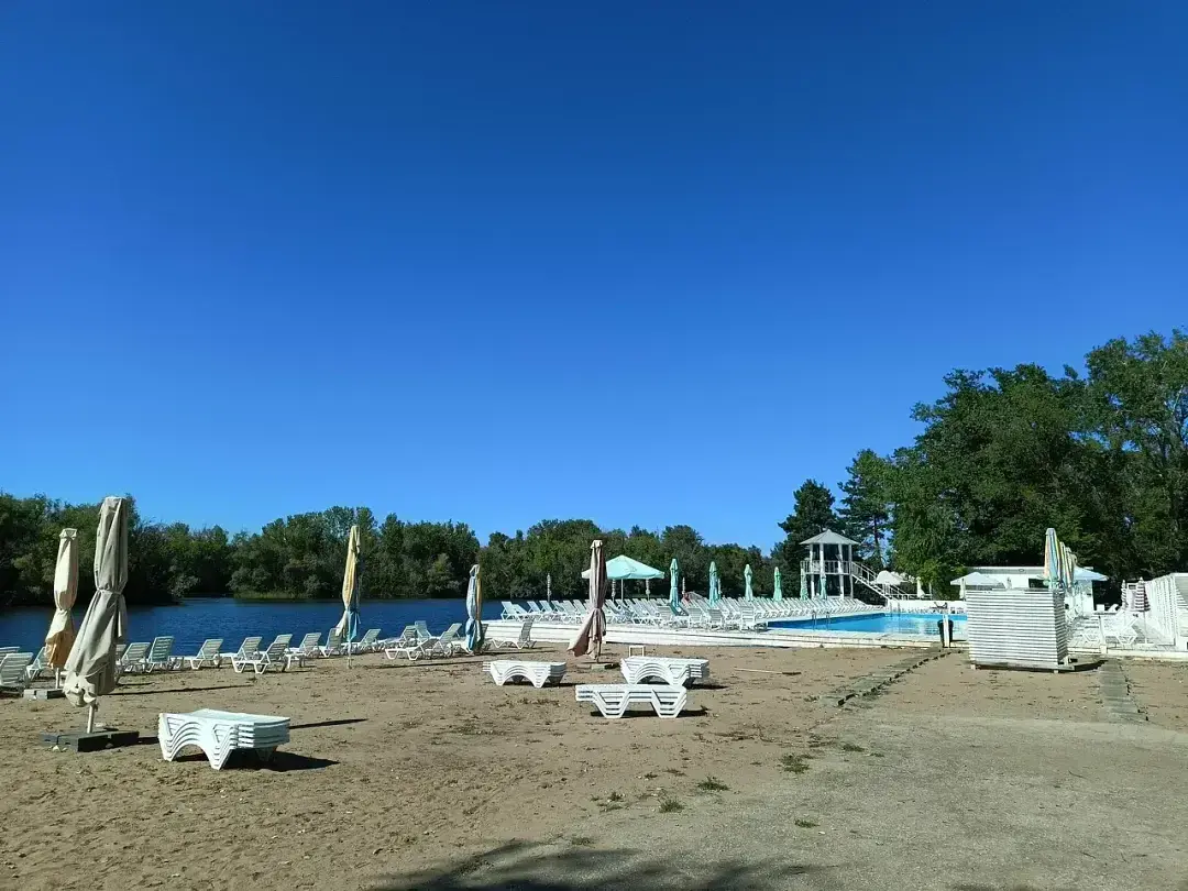 Пляж — Кемпинг «Турбаза Робинзон — Eco Village», Энгельс