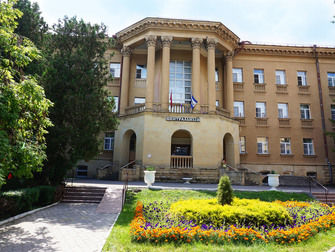 Шахтер
