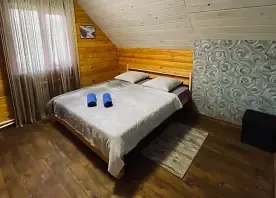 Изба 8-местная избушка маленькая, Guest House Избушки (Гест Хаус), Шерегеш