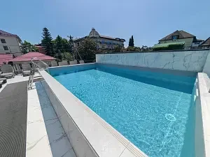 Бассейн