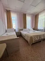 Трехместный семейный номер, Гостевой дом Береза, Великий Новгород