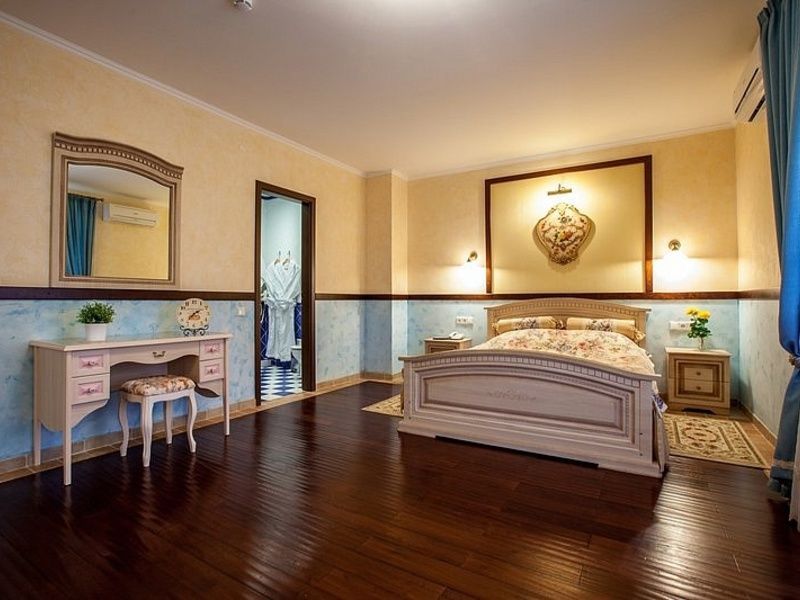 Люкс 2-местный 3-комнатный (корпус №1,2)