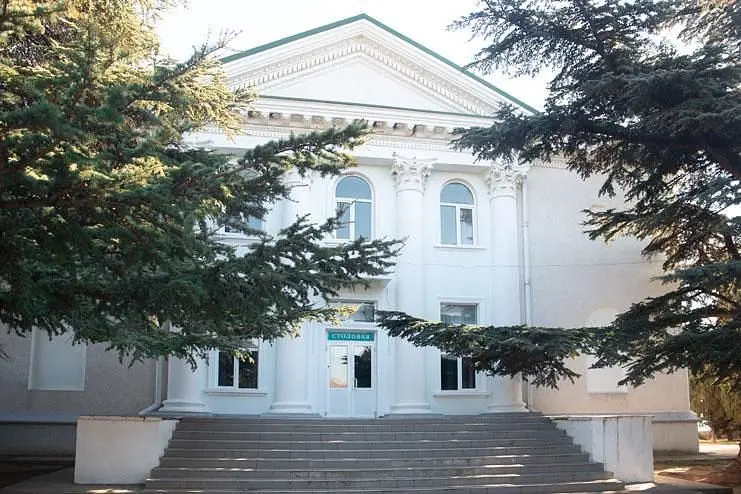 столовая_фасад | Крымское Приморье, Крым