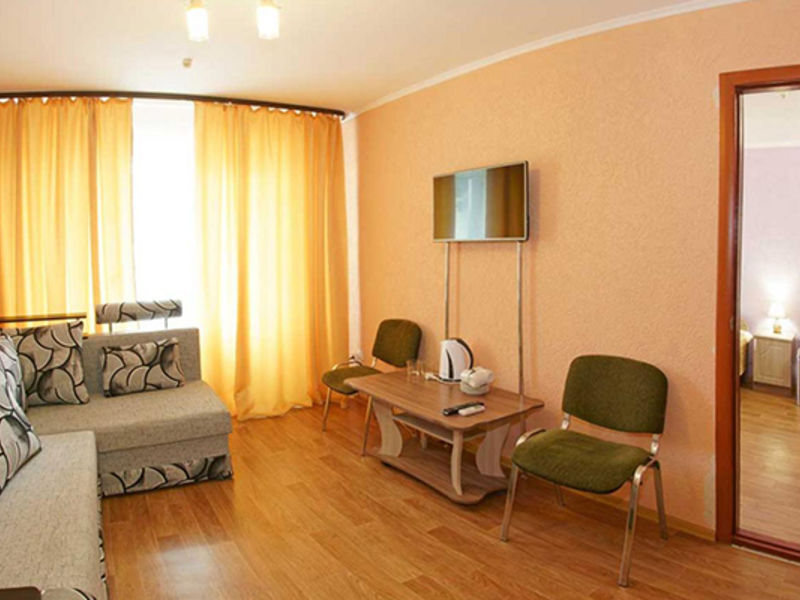 Полулюкс 2-комнатный корпус Морской 2