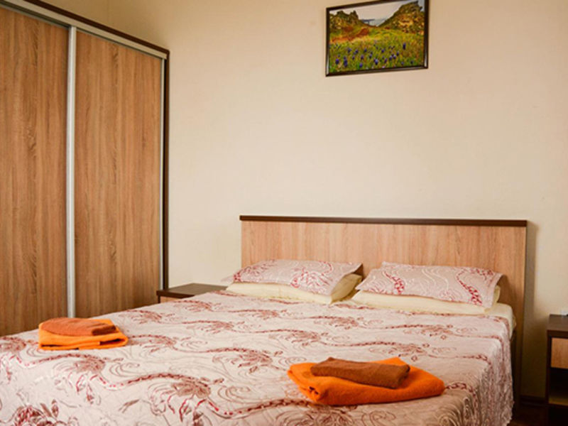 Полулюкс 3-местный 2-комнатный, корпус Усадьба графа Попова