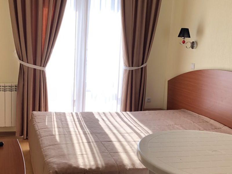 Полулюкс 2-местный 2-комнатный №311