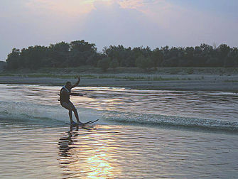 Водные лыжи