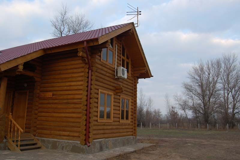 Вид на коттедж «Люкс»