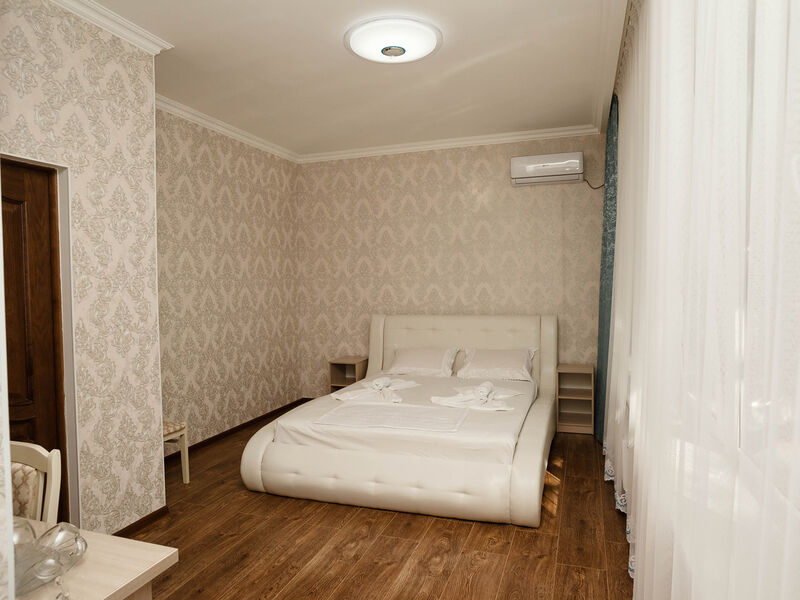 Улучшенный 4-местный 2-комнатный