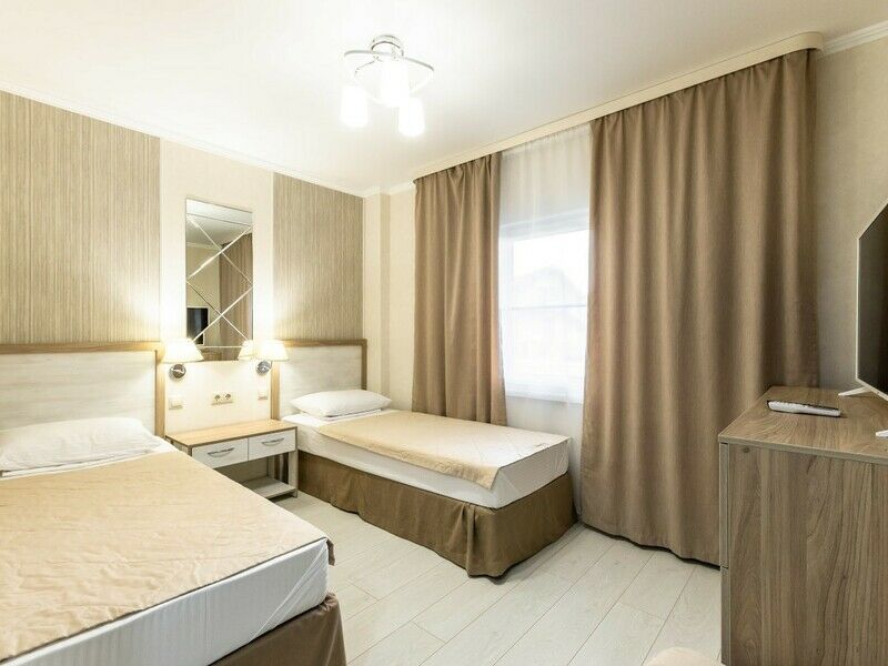 Полулюкс 4-местный