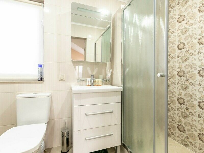 Полулюкс студия 5-местный