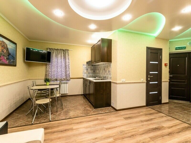 Сьют 6-местный 2-комнатный многоуровневый с кухней