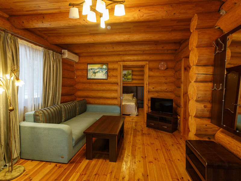 Люкс 3-местный 3-комнатный (в Зеркальном срубе)