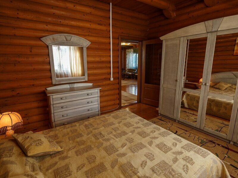 Люкс 3-местный 3-комнатный (в отдельно стоящем срубе