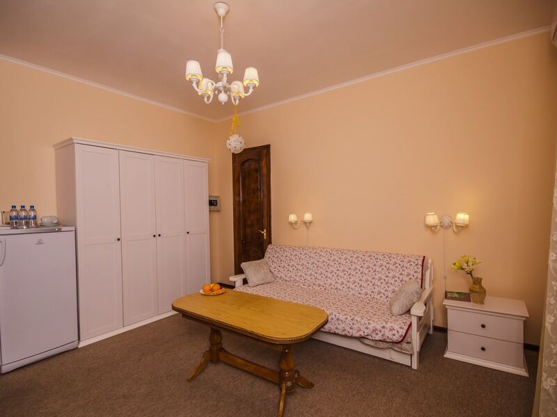 ЛЮКС 3-МЕСТНЫЙ №4Б