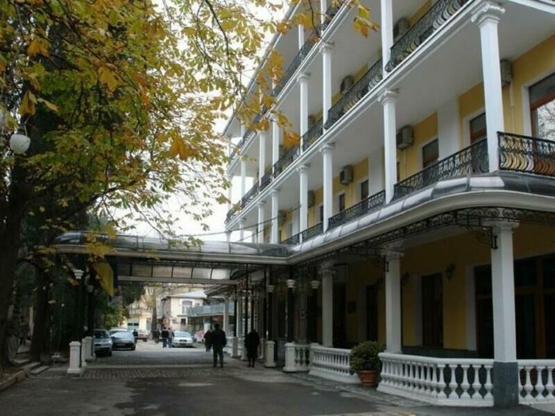 Гостиница Палас, Крым, Ялта Ялта Алупка Кореиз Курпаты Ореанда Симеиз Мисхор Партенит Гаспра Гурзуф Парковое Массандра