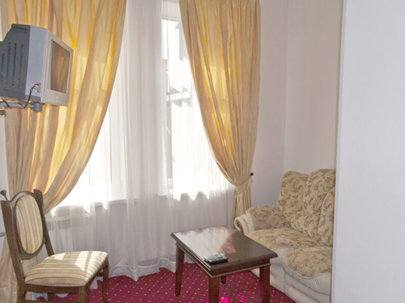 Люкс Мини-Люкс в корп.А (№6,13,14) - двуспальная кровать