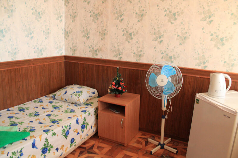 Стандарт 1-местный 1-комнатный (вид на море)