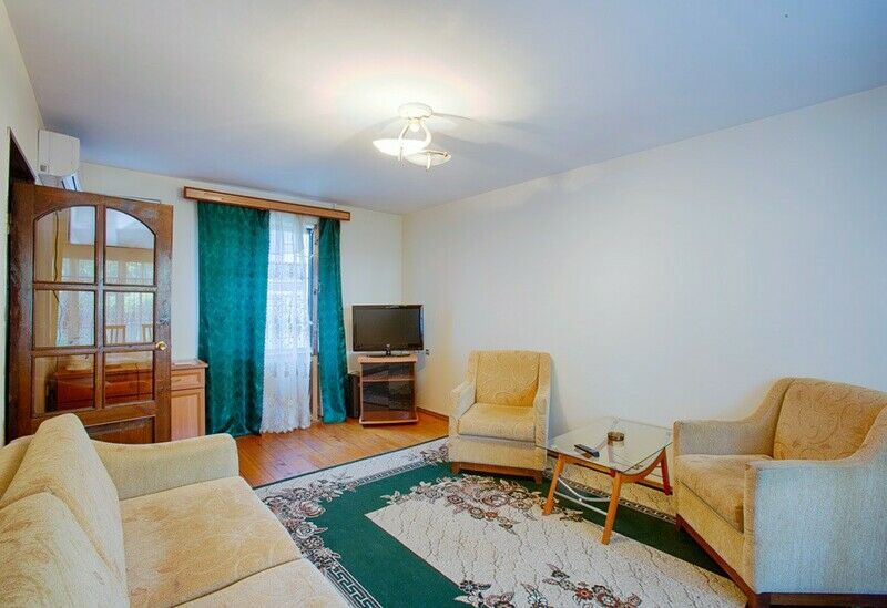 2-местный 2-этажный коттедж