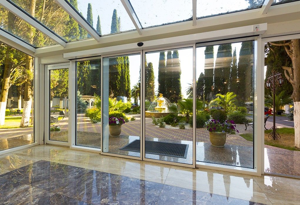 Холл (Корпус 1) | имени Челюскинцев, Гагрский район