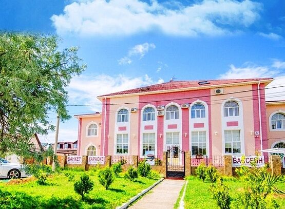 Гостевой дом Адмирал клуб, Заозерное, Крым