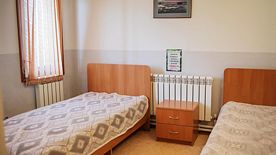 Стандарт 2-местный 1-комнатный Дебаркадер, База отдыха Золотой лотос, Камызякский район