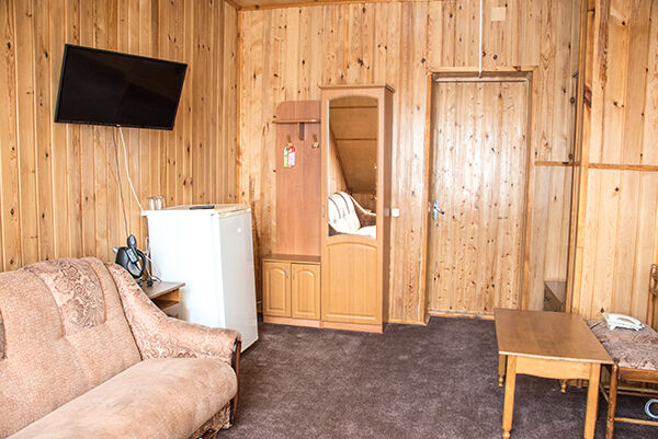 Полулюкс 2-местный 2-комнатный на 4 этаже