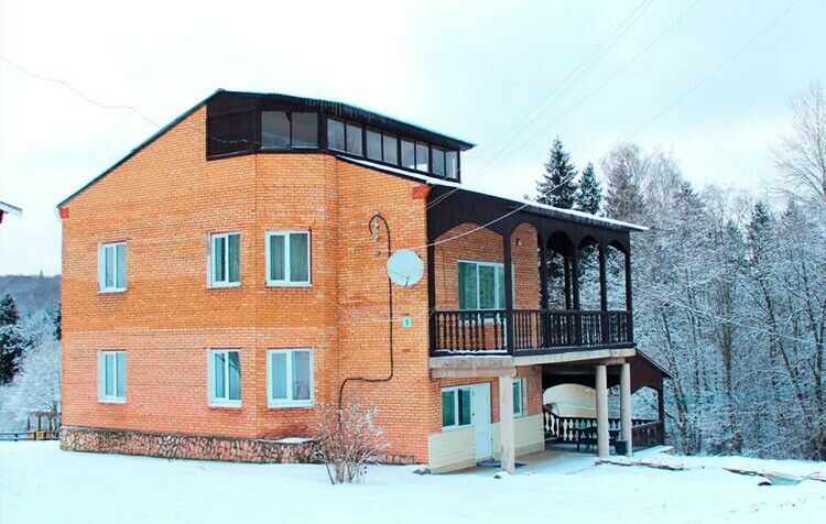 Коттедж 6-местный 3-этажный (№5,9,10)