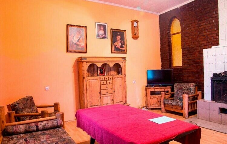 Коттедж Восточный 20-местный (№ 8 с сауной и бильярдом)