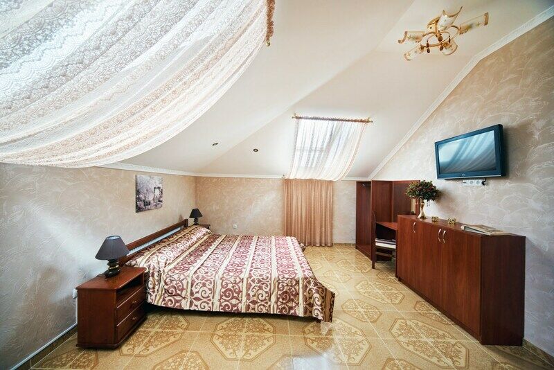 Люкс 2-местный 2-комнатный (3)