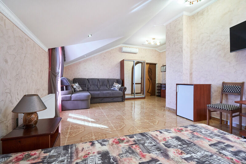 Люкс 2-местный 2-комнатный (6)