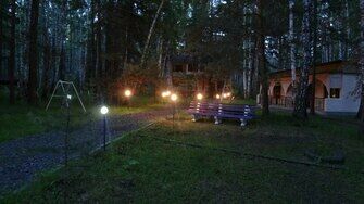 база отдыха вечером | Райский уголок, Челябинская область