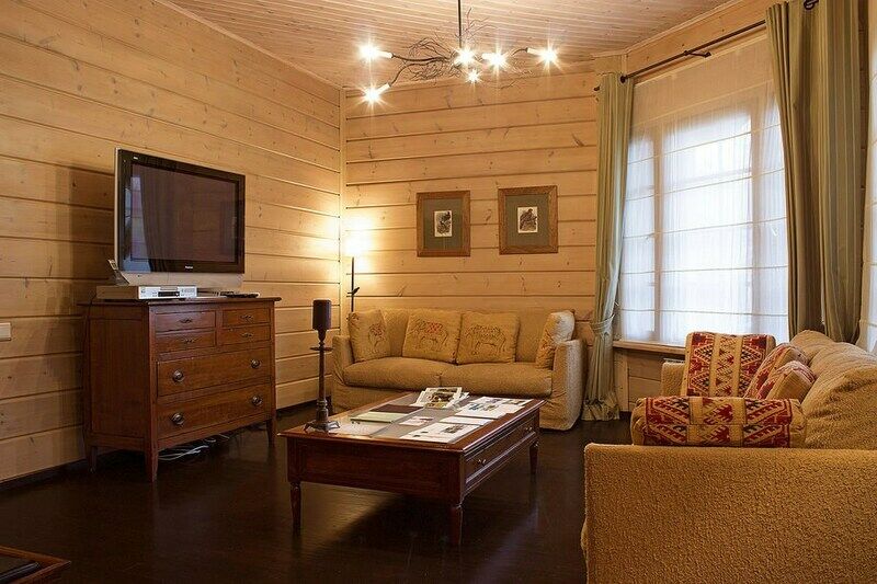 Шале 4-местный 2-комнатный (с финской сауной)