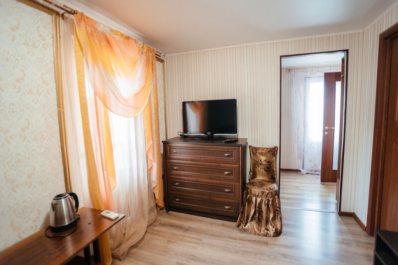 Полулюкс двухкомнатный 3 этаж спальня