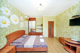 Большая двухместная комната с 1 кроватью или 2 отдельными кроватями, Гостевой дом Лев, Заозерное
