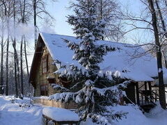 Гостевой домик зимой | Заулома, Вологодская область