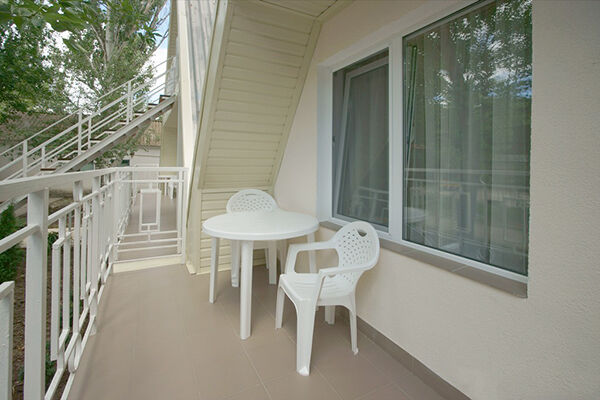 1 категория 2-комнатный в коттедже