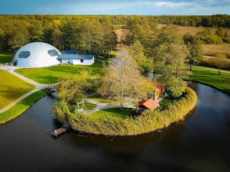 Шале 8-местный (На острове)