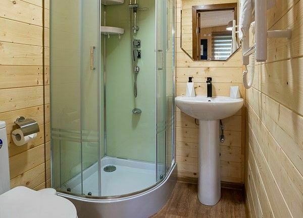 Шале 8-местный (На острове)