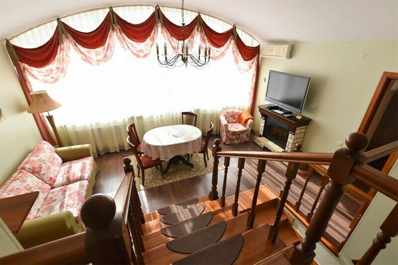 637485690528568622-200abeed-9045-425e-a6c9-8a3d5a41e9a6