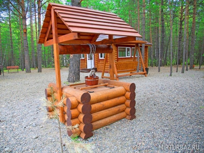 Деревянный колодец