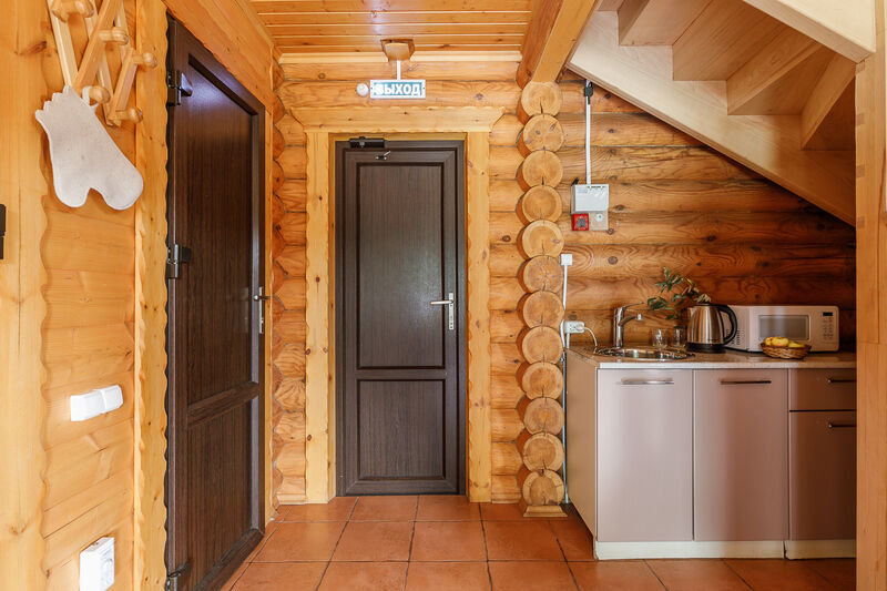 Коттедж 4-местный 2-этажный 3-комнатный (Уютный)