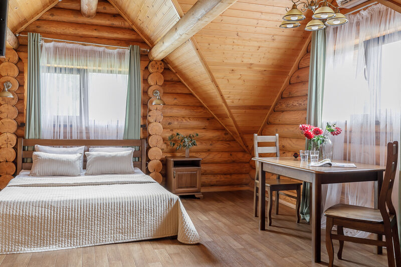 Коттедж 6-местный 2-этажный 4-комнатный (Казачий дворик)