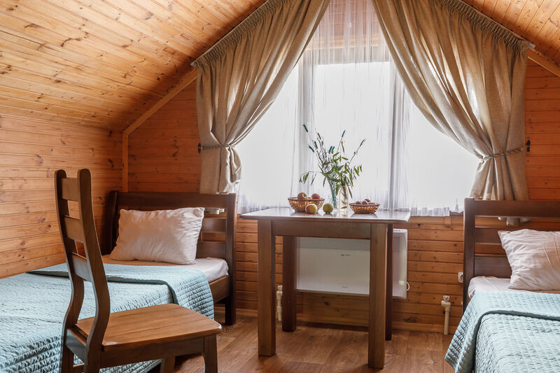 Коттедж 6-местный 2-этажный 4-комнатный (Тенистый)