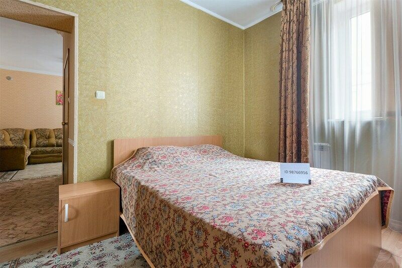 Семейный 2-комнатный 1 этаж