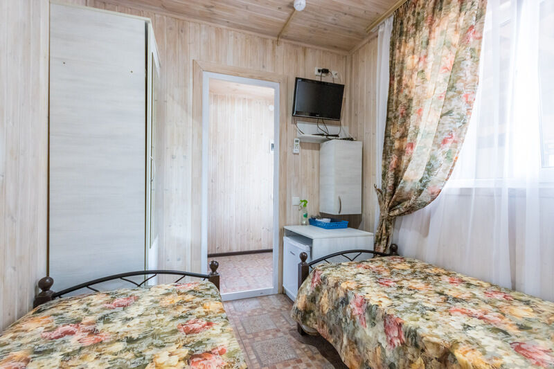 Стандартный 4-местный 2-комнатный