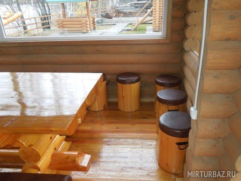 Необычные стульчики