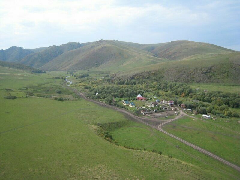 Солоновка алтайский край смоленский. Кемпинг бобровая Заимка Алтайский край. Солоновка Смоленский район. Деревня Солоновка Алтайский край. Солоновка Смоленский район Алтайский.